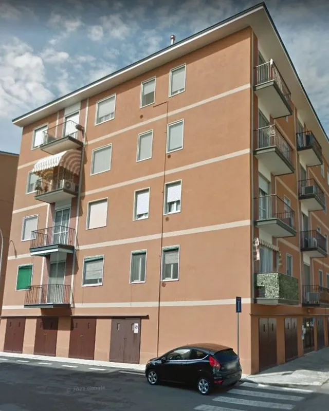 VIA MASSENA 30 LODI