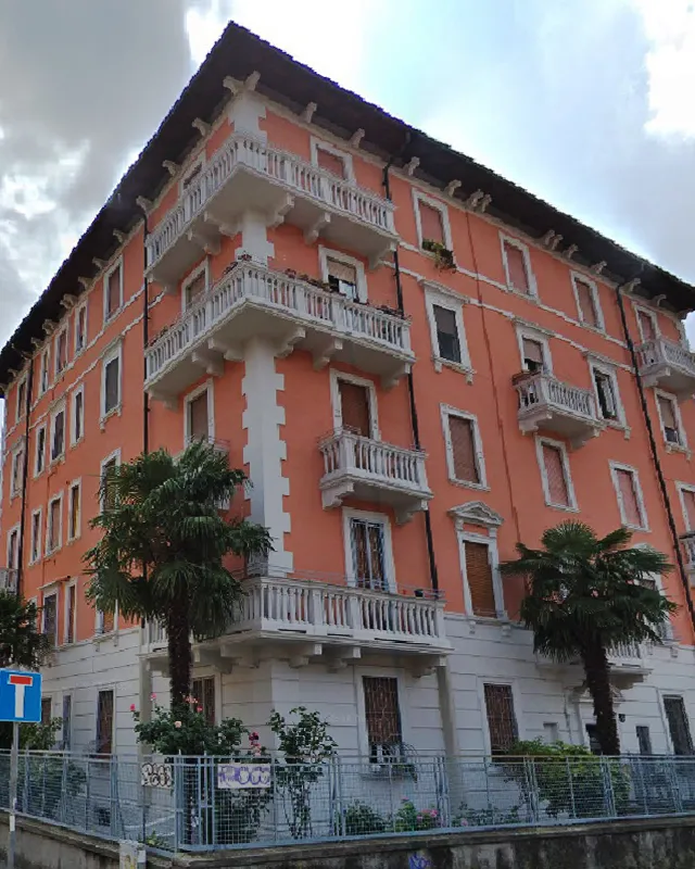 Via Macedonio Melloni 58 Milano